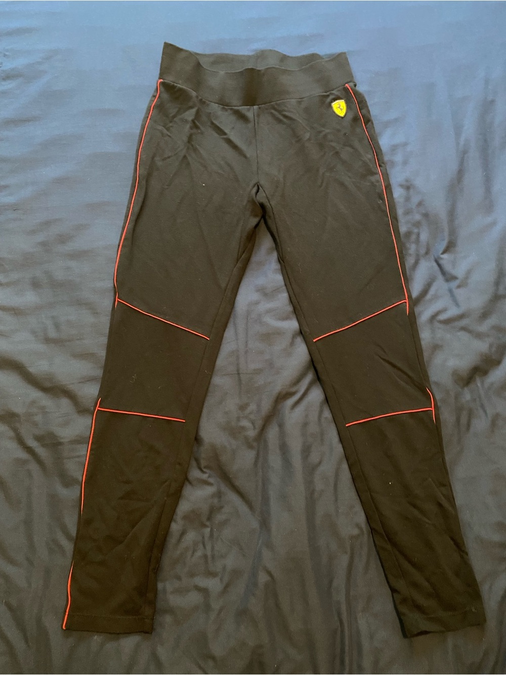 Scuderia Ferrari Black Leggings with Red Badge